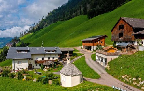 Valle Aurina Apartment | Voppichlhof App Margerite