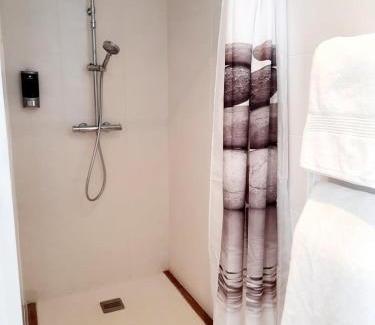 Thollon-les-Memises Apartment | Votre studio balnéo bien-être à la montagne