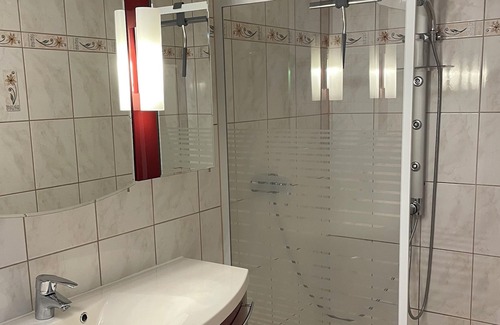 Dargen House | Vrbo Property