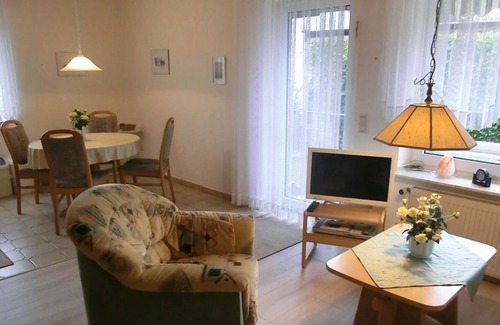Warwerort Apartment | Vrbo Property