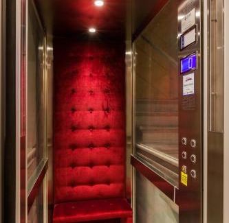 Duomo Bed & Breakfast | VRooms All'Angolo Del Duomo
