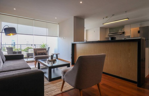Santa Cruz Apartment | w Classy 2BR in Miraflores