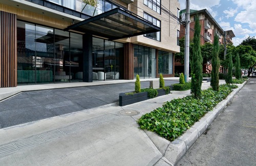 Usaquen Apartment | w Fantastic Loft w/Modern Balcony in Unicentro