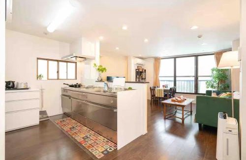 Sumida Apartment | W Haus 東京晴空塔路程3分 浅草寺路程10分 超大空间独栋别墅 最多11位入住