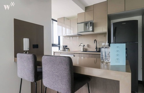 San Isidro Centro Financiero Apartment | w Sleek 1BR in San Isidro