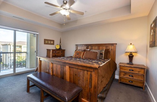 St. George Hotel | W304-Mojave Skies Poolside 4 Bed Estancia Resort