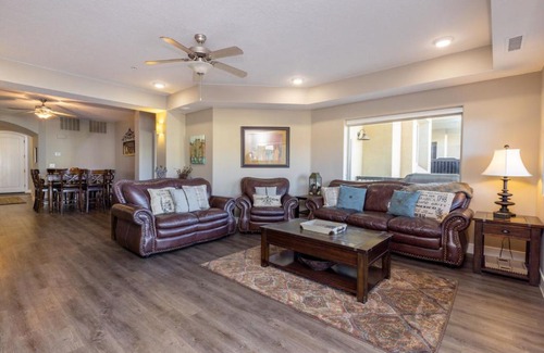 St. George Hotel | W304-Mojave Skies Poolside 4 Bed Estancia Resort