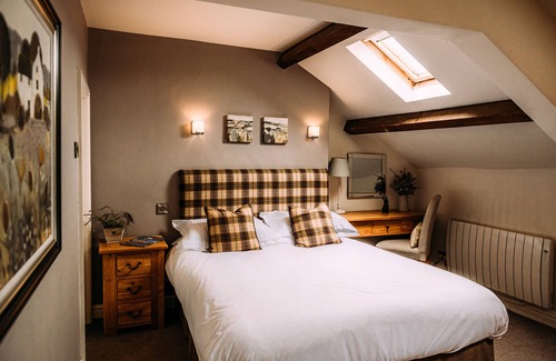 Downham Hotel | Waddington Arms
