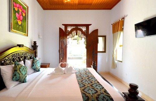Gianyar Hotel | Wahyu Dewata