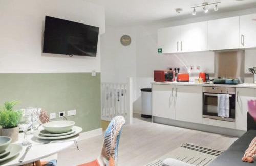 Wakefield House | Wakefield Hideaway 2BR Comfort for 4 Guests