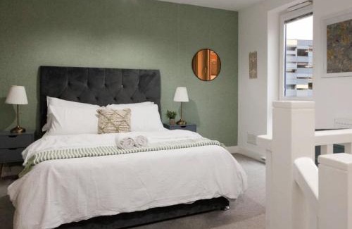 Wakefield House | Wakefield Hideaway 2BR Comfort for 4 Guests
