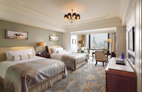 Downtown Shanghai Hotel | Waldorf Astoria Shanghai on the Bund