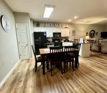 Hollister Apartment | Walk-in level Condo B-6 Near Lake