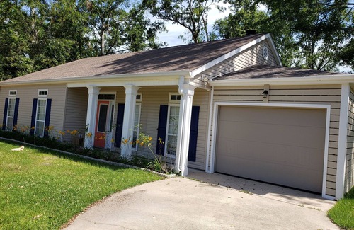Waveland Cottage | Walk to beach in minutes! Golf cart to town! Private deck for dining, fire pit!