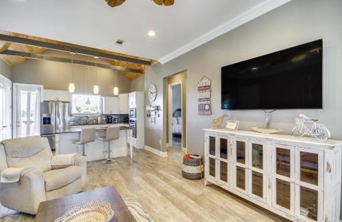 Gulfport House | Walk to Beach Stunning Gulfport Getaway