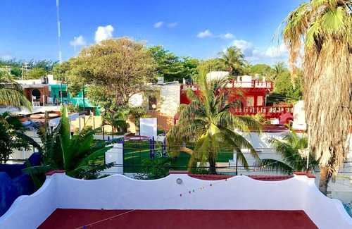 Salinas Apartment | Walk to Caribbean Beach from Isla Mujeres Studio with Kitchenette