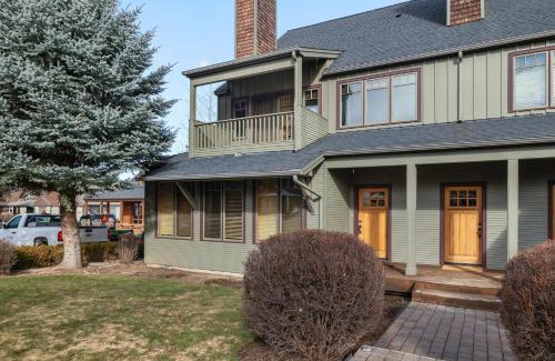 Sisters House | Walk to Downtown Sisters - 2BDR - Perfect Location