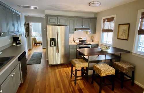 Downtown Charleston Condo | Walk to everything, upper king street area, porch, off-street parking space!