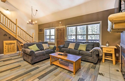 Grand Lake Apartment | Walk to Grand Lake Riverfront Gem with Fireplace!