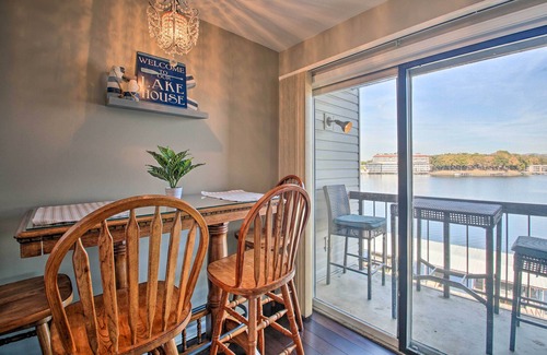 Lake Hamilton Apartment | Walk to Lake Hamilton: 'to-do' Home w/Pool Access