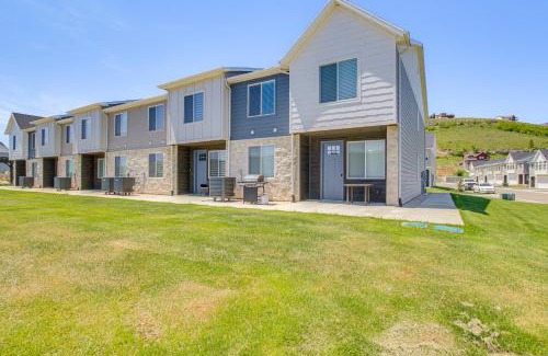 Garden City House | Walk to Marina and Lake Spacious Garden City Gem!