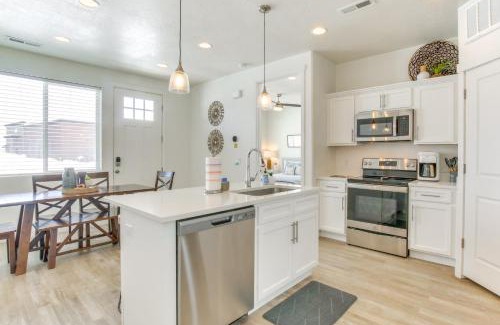 Garden City House | Walk to Marina and Lake Spacious Garden City Gem!