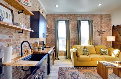 Emmett Apartment | Walk to Shops & Eats: Charming Dtwn Emmett Apt!