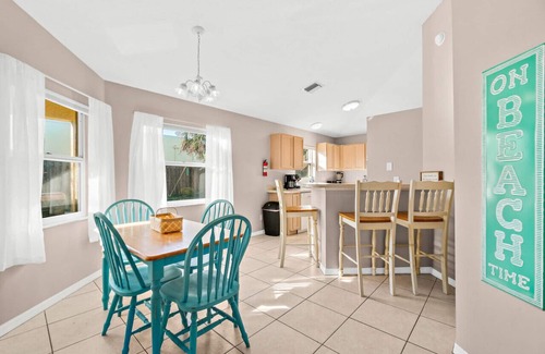 Indialantic House | Walk to the Beach - 3/2 Beach Themed Townhome