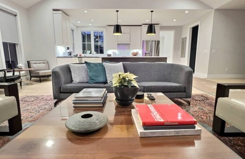 Fennville House | Walk to the beach! Pool/Hot Tub/5 Bedrooms/AC/WiFi