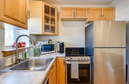 Downingtown Apartment | Walkable Downingtown Studio w/Spacious Deck