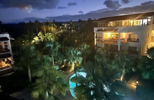 Portillo Apartment | Walking distance to portillo beach, penthouse with jacuzzi