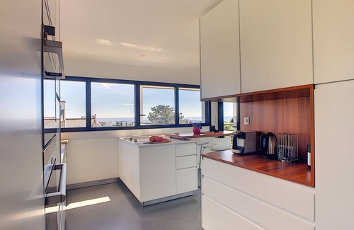 Audierne Villa | Walking distance to the sea - exceptional view - modern villa