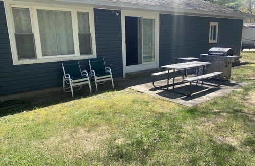 Rapid City House | Walking Distance To Torch Lake Sandbar!