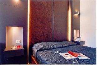 Prato Hotel | Wall Art Hotel & Residence