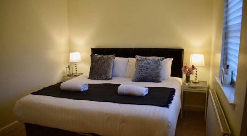 Bathgate Villa | Wallhouse spacious house