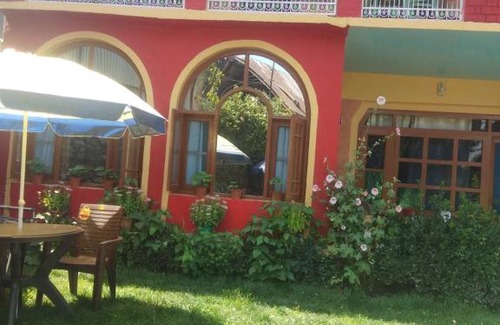 Srinagar House | Wani Guest House