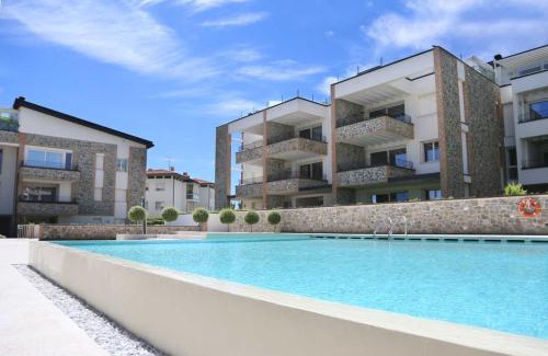 Rivoltella Apartment | Warda B11 Apartment