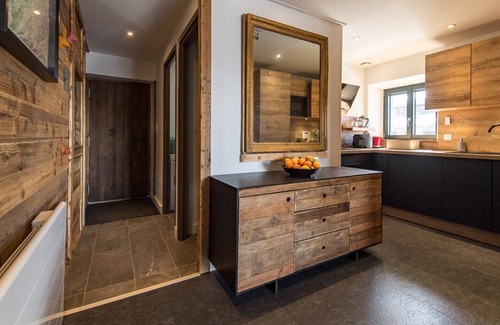 Albiez-le-Vieux Ski Chalet | Warm chalet with exceptional view