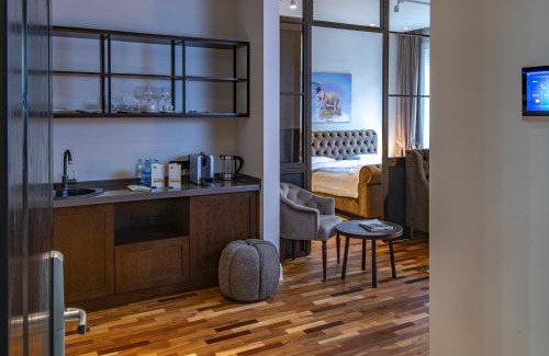 Almaty Apartment | Warm House Apart Hotel