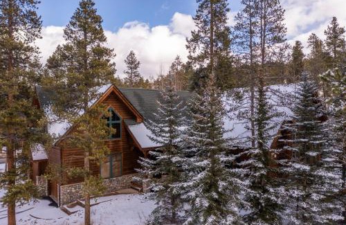 The Highlands House | Warm, Spacious, and Elegant Breckenridge Home near golf course, hot tub, arcade machine, foosball