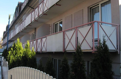 Villach Apartment | Warmbad Austria Tranquility Surrounded by Greenery