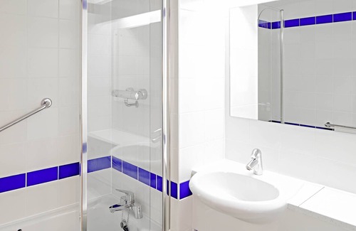 Lymm Hotel | Warrington M6 Motel J20/M6 Lymm Services