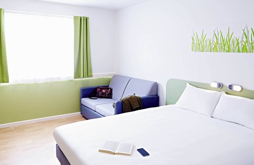 Lymm Hotel | Warrington M6 Motel J20/M6 Lymm Services