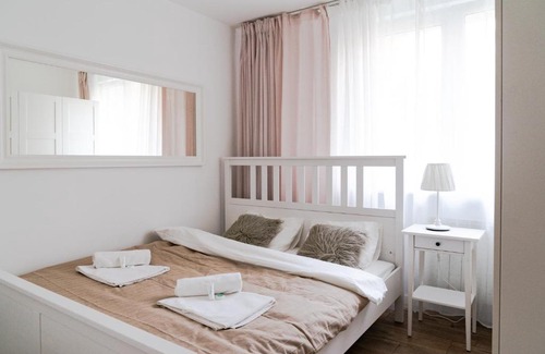 Praga Poludnie Apartment | Warsaw Concierge Waszyngtona Park