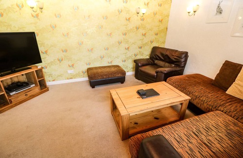 Angarrack Cottage | WARVENETH, pet friendly, with a garden in Angarrack