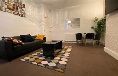 Heaton Apartment | Warwick Street Professional Lets