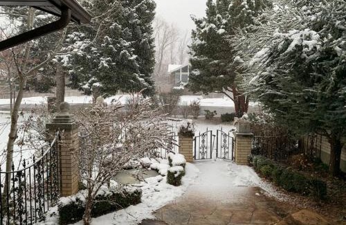 Murray House | Wasatch Front home with pool close to everything!