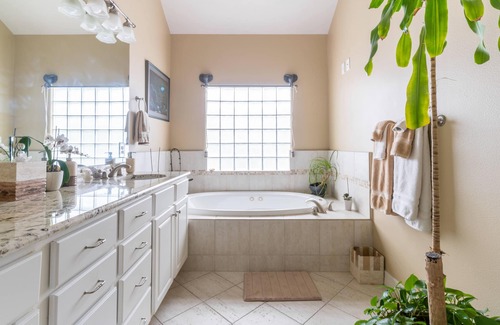 Montrose House | Washington Corridor & Park Living