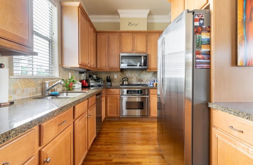Montrose House | Washington Corridor & Park Living