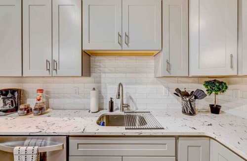East Stroudsburg Apartment | Washington304 · Luxury Industrial Style King SuiteC- Shawnee Mtn!